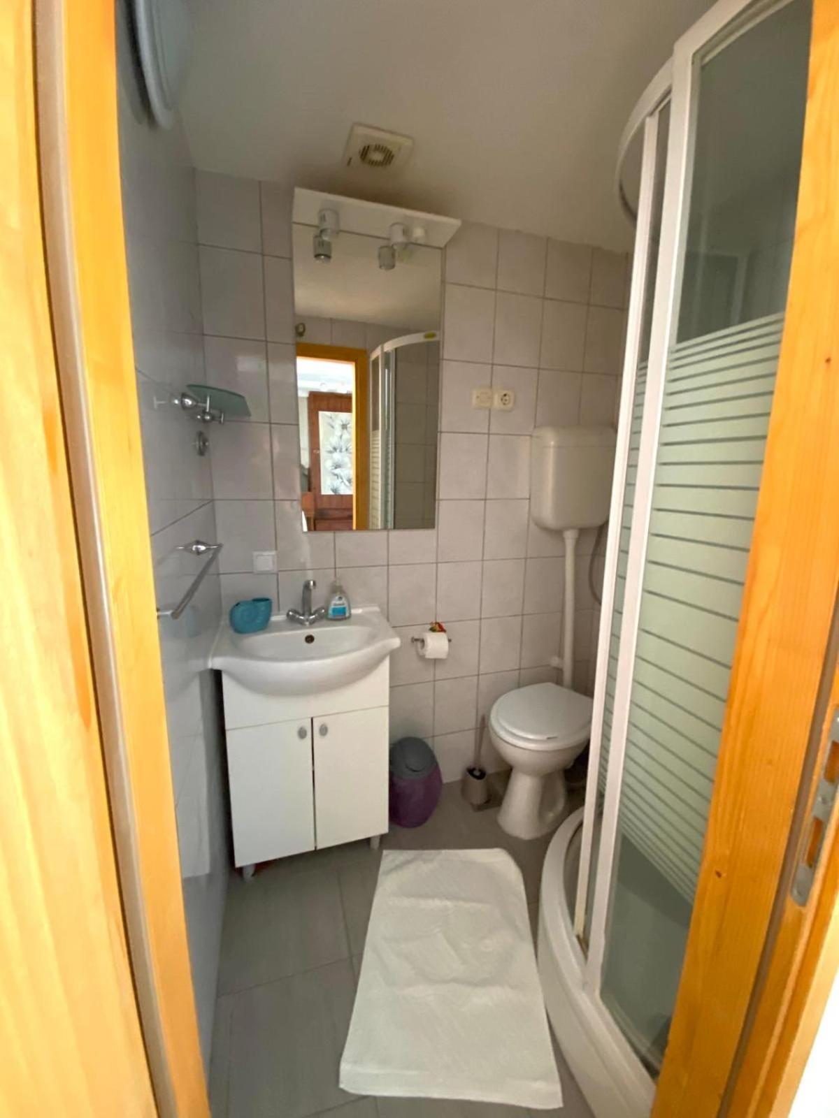 Apartment Cacini Dvori Lastovo Exterior foto